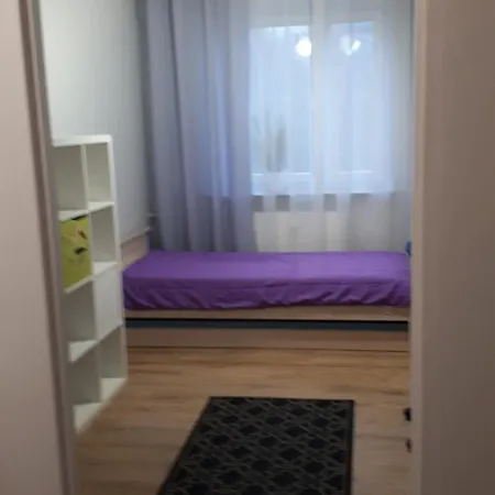 Bursztynowa Апартаменты Люблин